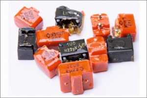 Конденсатори К10-9, 17, 23, 43, 50 пластикові